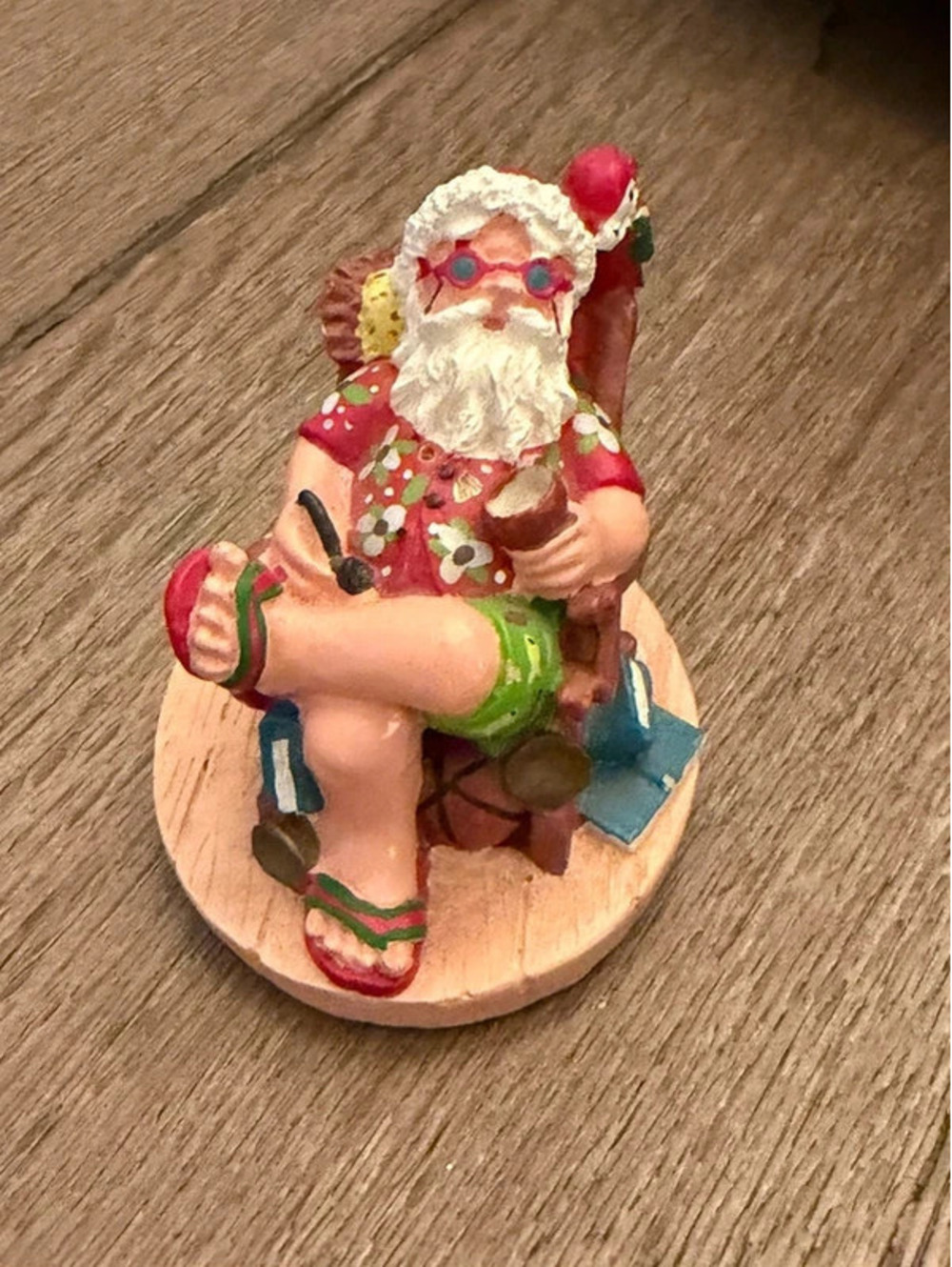 Beach Chair Santa with Parrot, Hawaiian Shirt Figurin